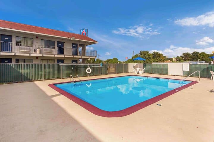 Pool 27 of 37